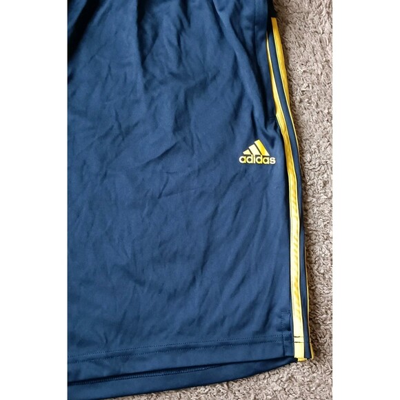 Adidas 3 Stripe Shorts Men's XL Navy Gold Zip Pockets Elastic Waist - Picture 2 of 4